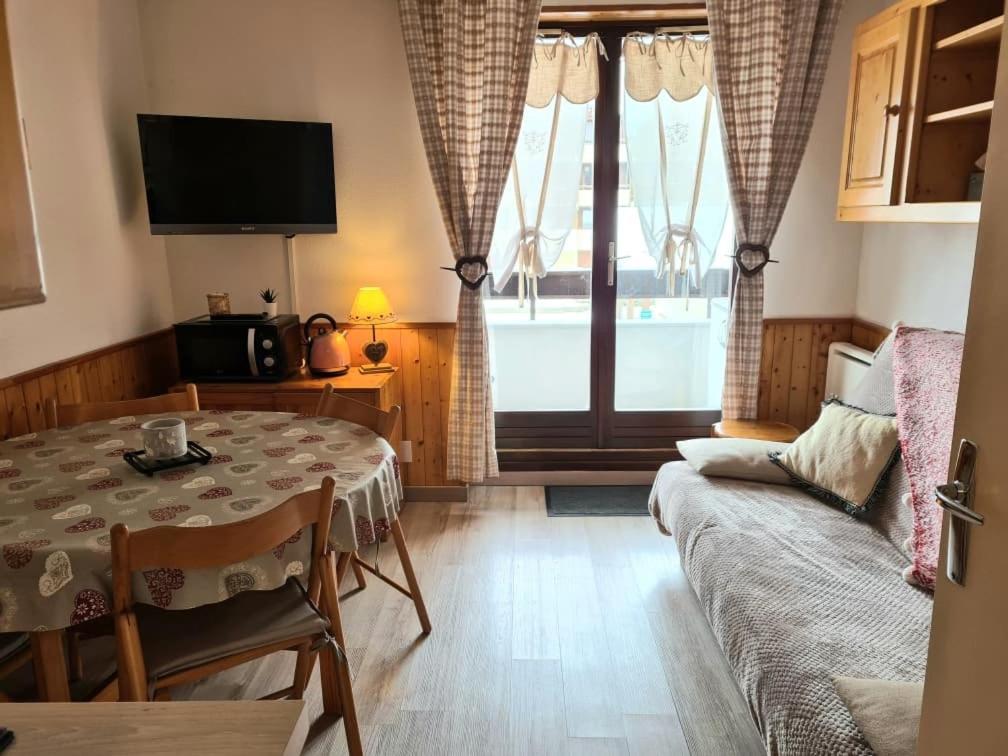 Bel Appartement Samoens La Cour Classe 2 Etoiles Luaran gambar